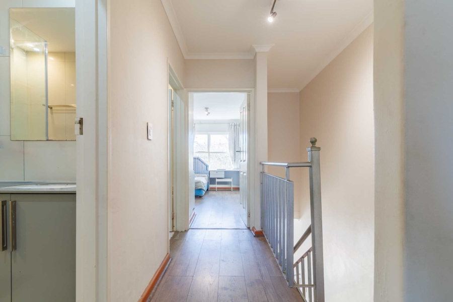 2 Bedroom Property for Sale in Rondebosch Western Cape